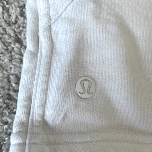 lululemon all yours cropped hoodie size 8 condition newer good for working out - Picture 4 of 7
